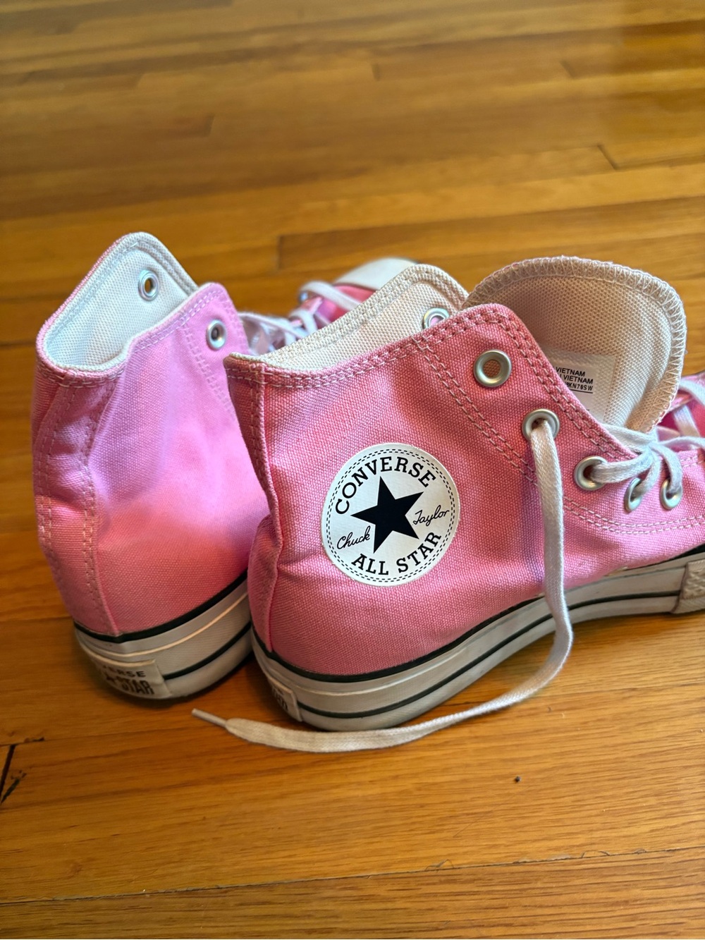 Converse Women’s Chuck Taylor All Star High Tops